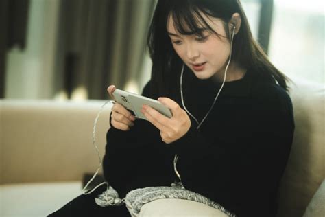 Moondrop MIAD 01 launched with dual (4.4mm, 3.5mm) audio .